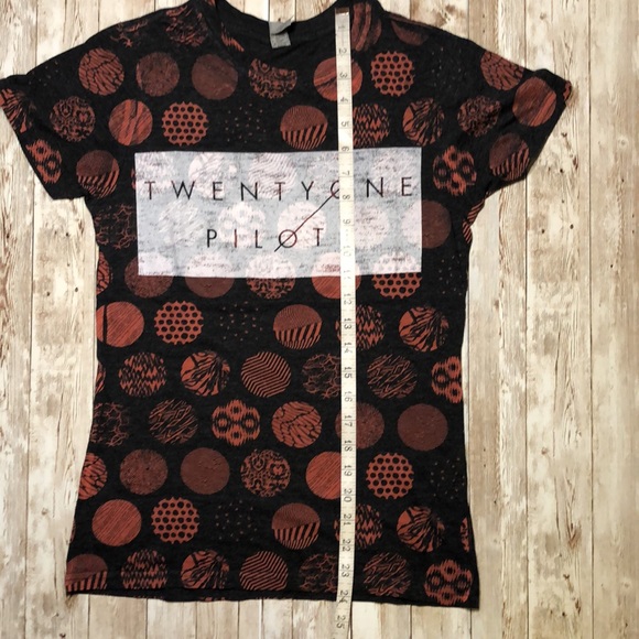 Twenty One Pilots "Blurryface" era, graphic tee by “Rock Me” brand, size M - Picture 9 of 9